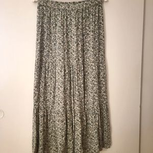 American Eagle Floral Maxi Skirt Sz M